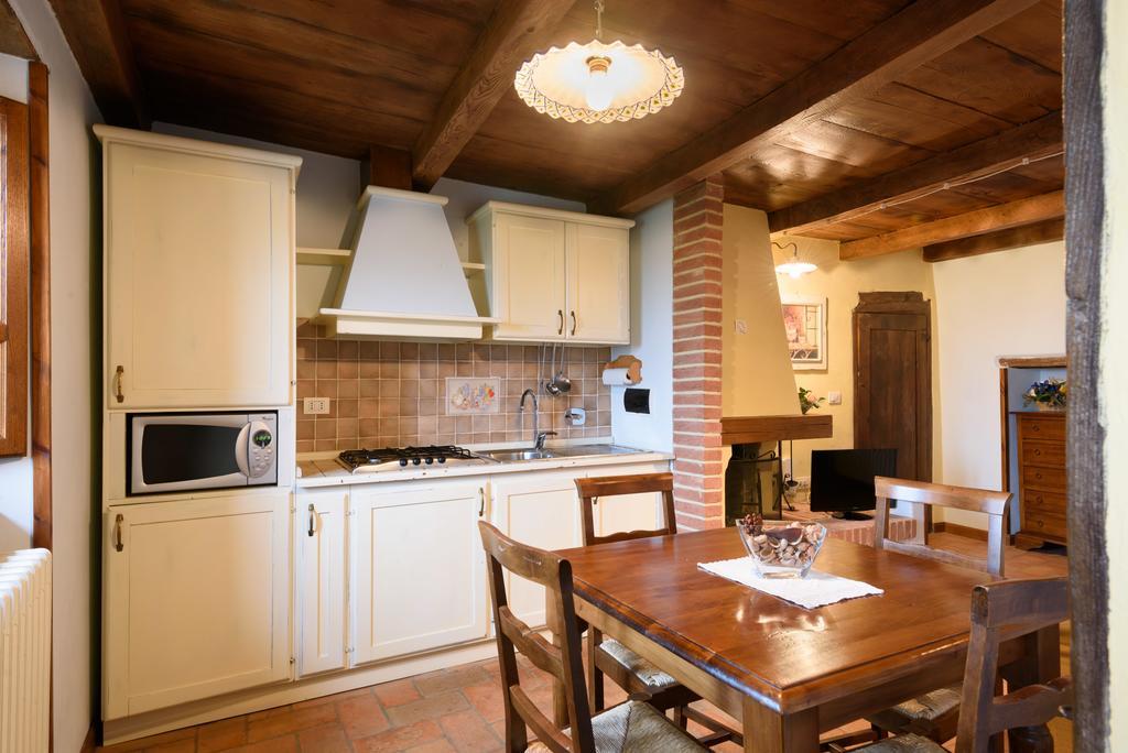 Il Borgo Dei Corsi - Charming Holiday Apartments Ortignano Raggiolo Zewnętrze zdjęcie