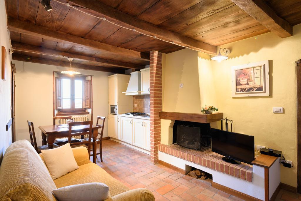 Il Borgo Dei Corsi - Charming Holiday Apartments Ortignano Raggiolo Zewnętrze zdjęcie