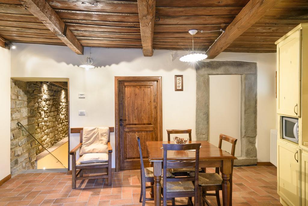 Il Borgo Dei Corsi - Charming Holiday Apartments Ortignano Raggiolo Zewnętrze zdjęcie