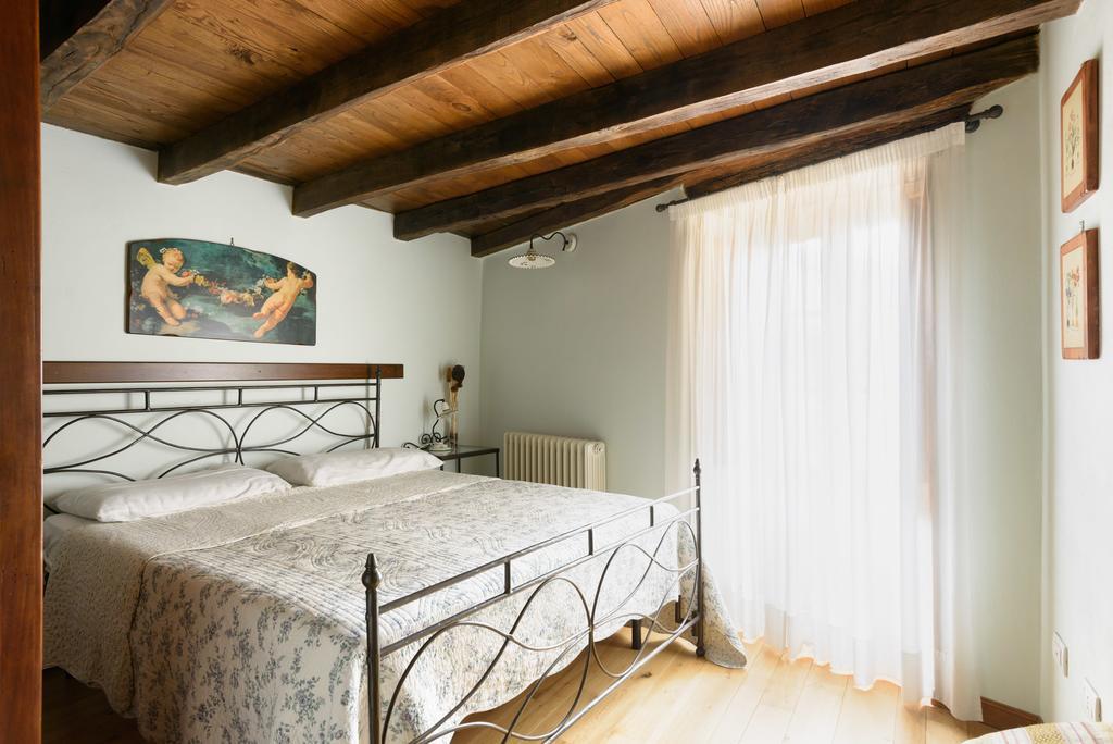 Il Borgo Dei Corsi - Charming Holiday Apartments Ortignano Raggiolo Zewnętrze zdjęcie