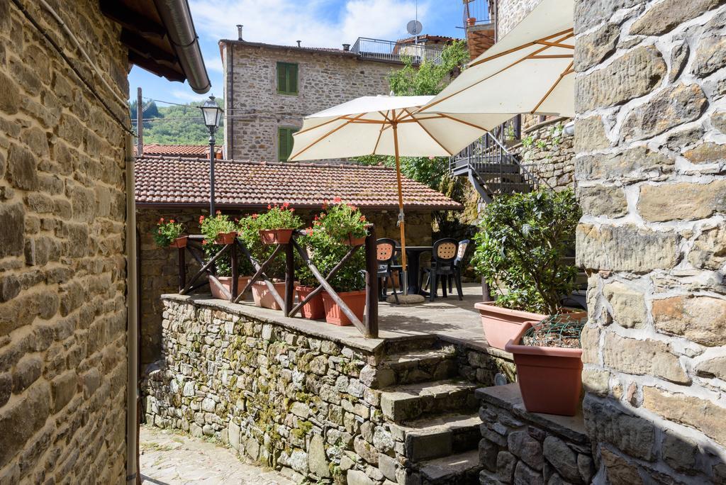 Il Borgo Dei Corsi - Charming Holiday Apartments Ortignano Raggiolo Zewnętrze zdjęcie