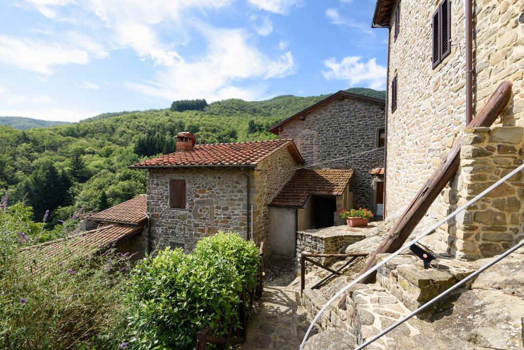 Il Borgo Dei Corsi - Charming Holiday Apartments Ortignano Raggiolo Zewnętrze zdjęcie